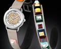 Inspiriert von den beliebten FENDI Strap You-Schulterriemen, bringt die Selleria Strap You-Uhr einen coolen Look ans Handgelenk :: Fendi Timepieces